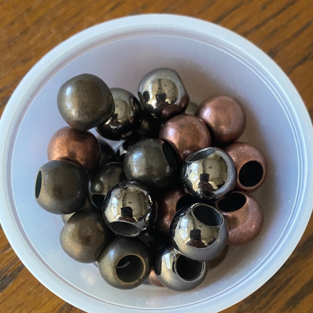 30 PIECES Plastic Metallic Spacer Beads LARGE hole